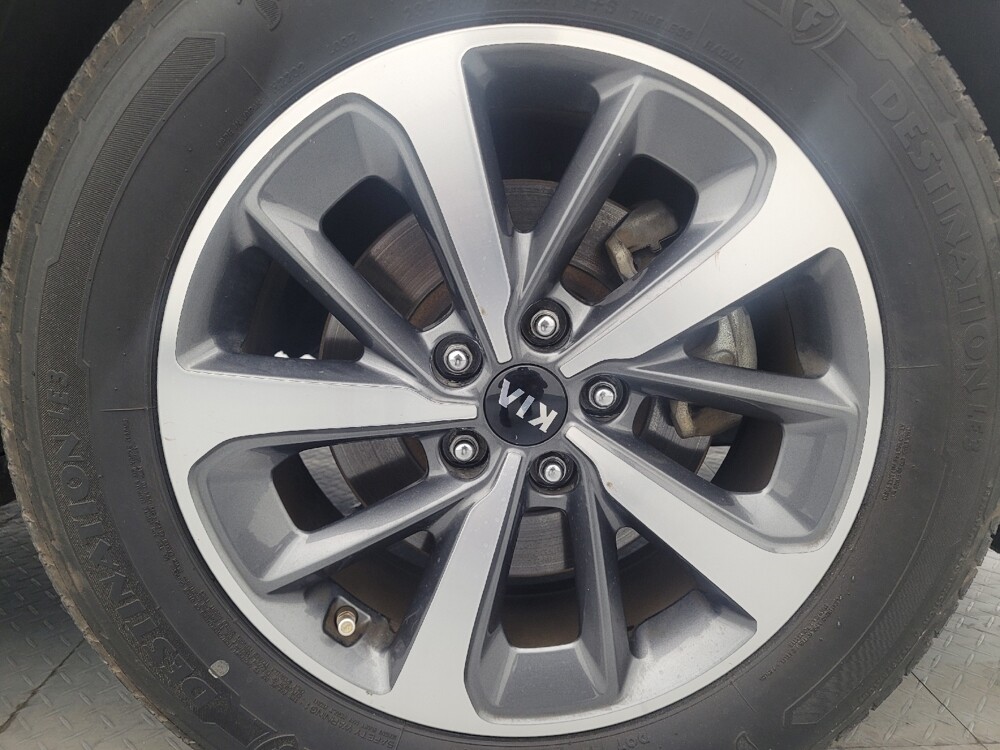 2019 Kia Sorento in Fort Myers, FL 33907 - 18121230 31