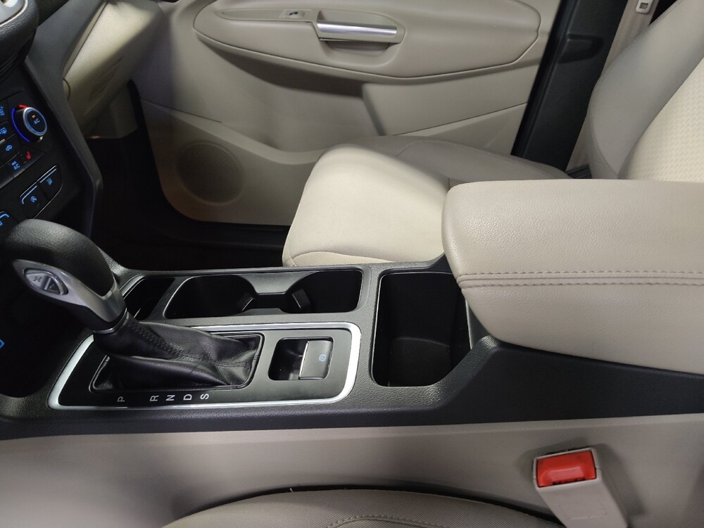 2018 Ford Escape in Clearwater, FL 33764 - 18121231 26