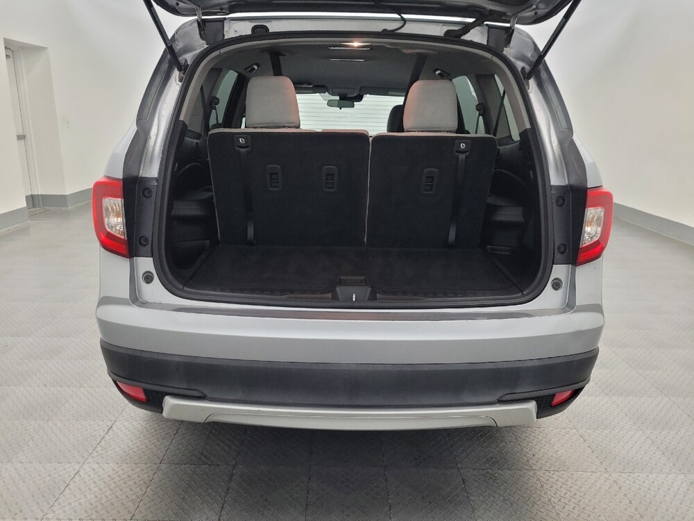 2020 Honda Pilot in Glendale, AZ 85301 - 18121233 29