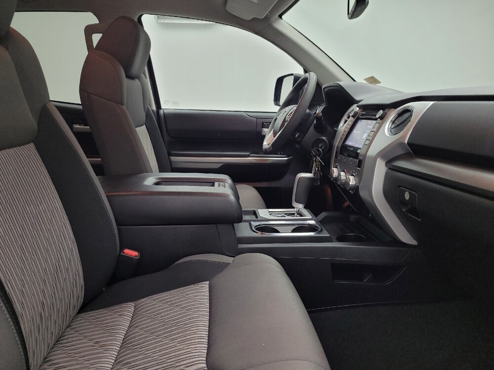 2014 Toyota Tundra in Louisville, KY 40258 - 18121234 21