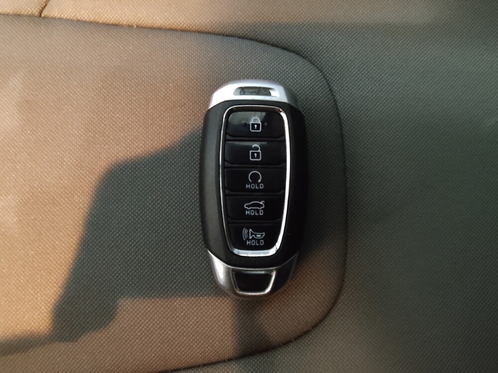 2023 Hyundai Elantra in Athens, GA 30606 - 18121239 32