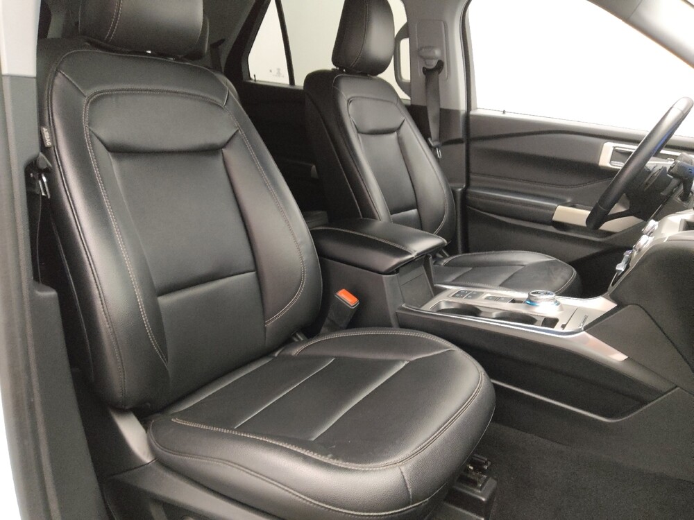 2020 Ford Explorer in Savannah, GA 31419 - 18121248 21