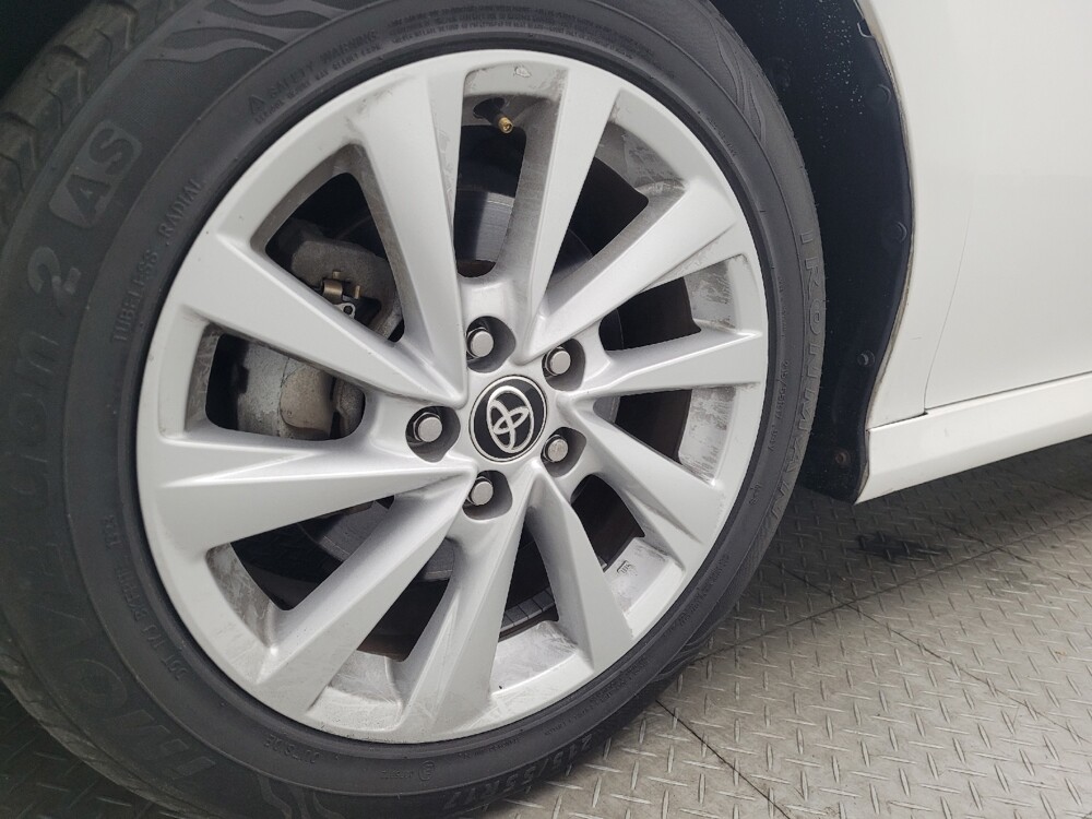 2021 Toyota Camry in Savannah, GA 31419 - 18121250 31