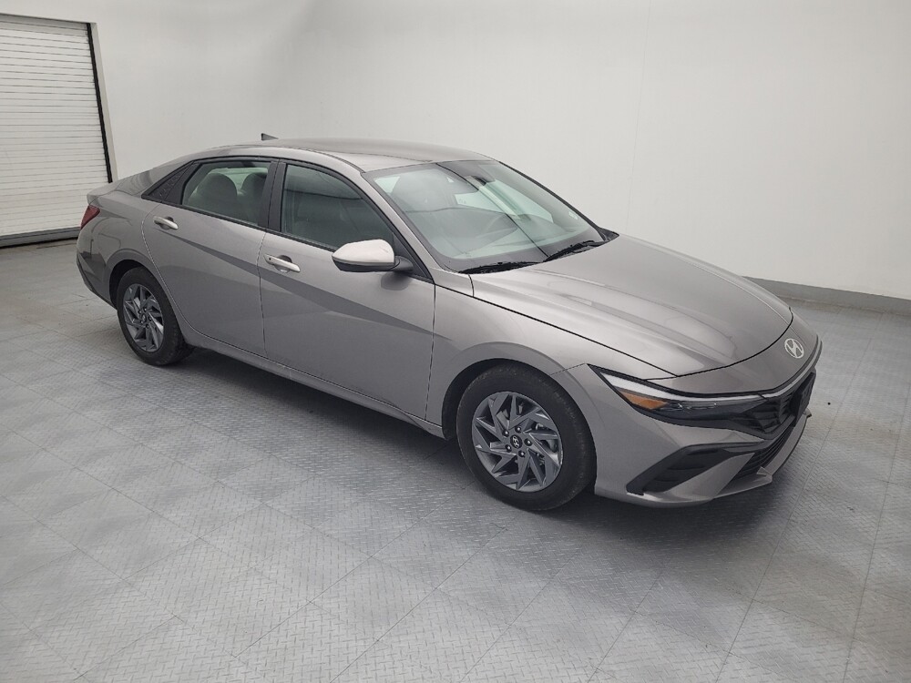 2024 Hyundai Elantra in Raleigh, NC 27604 - 18121253 11