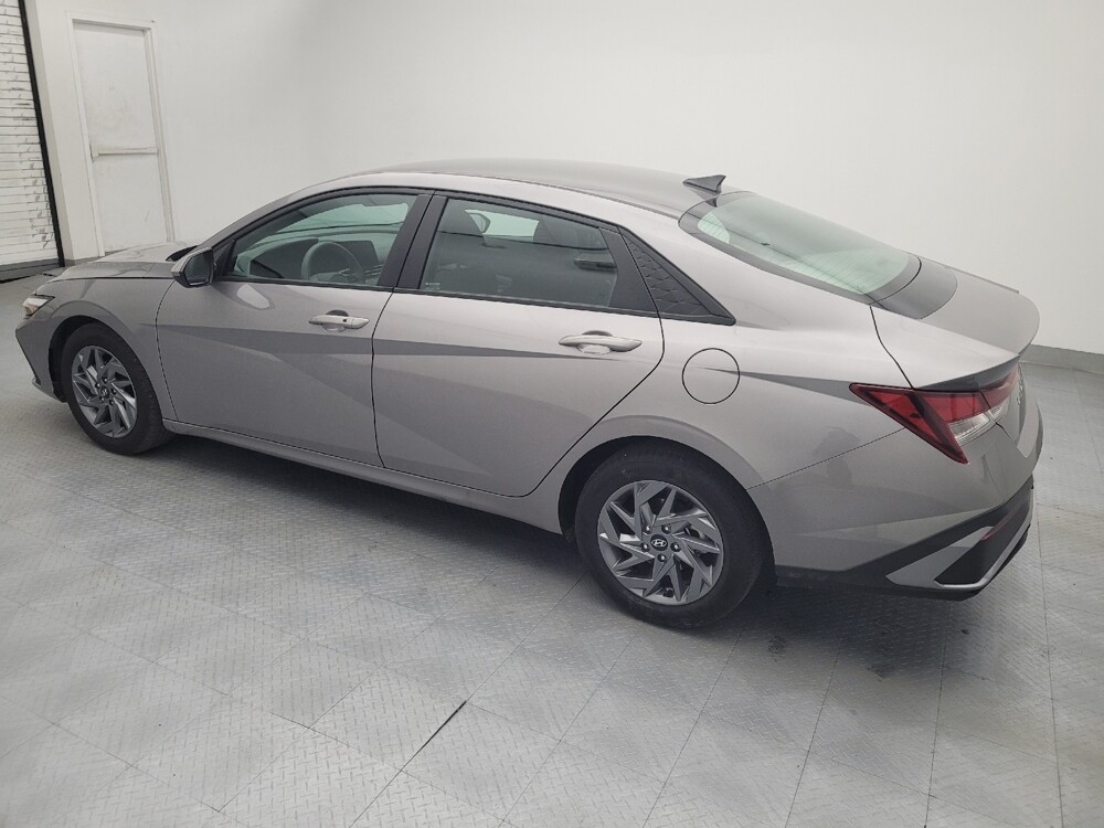 2024 Hyundai Elantra in Raleigh, NC 27604 - 18121253 3