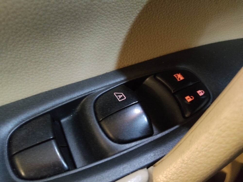 2016 Nissan Rogue in Charleston, SC 29414 - 18121254 27