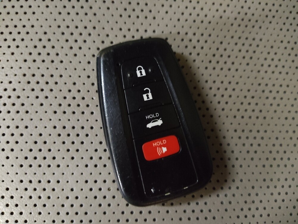 2020 Toyota Camry in Greenville, SC 29607 - 18121257 32