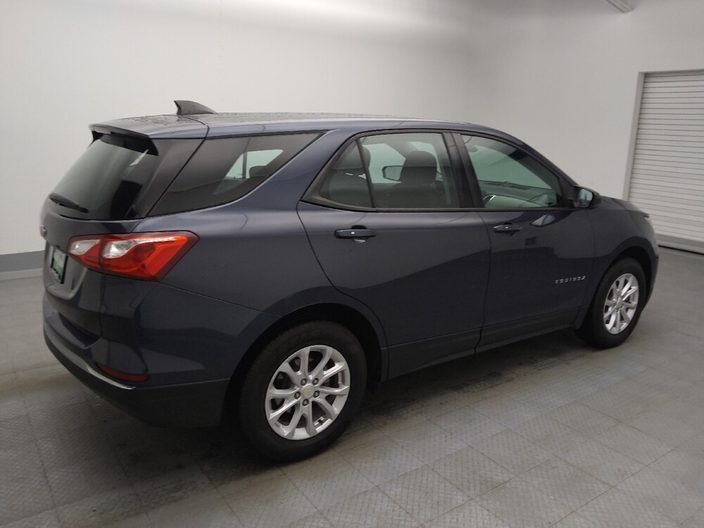 2018 Chevrolet Equinox in Lakewood, CO 80215 - 18121270 10