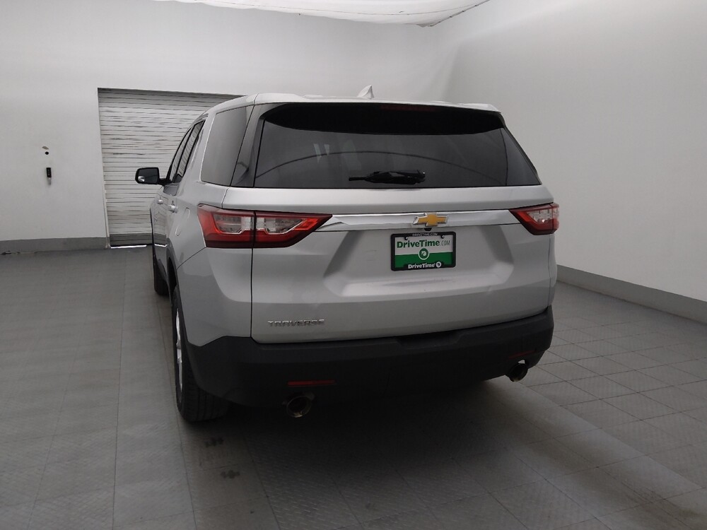 2019 Chevrolet Traverse in Bradenton, FL 34207 - 18121287 6