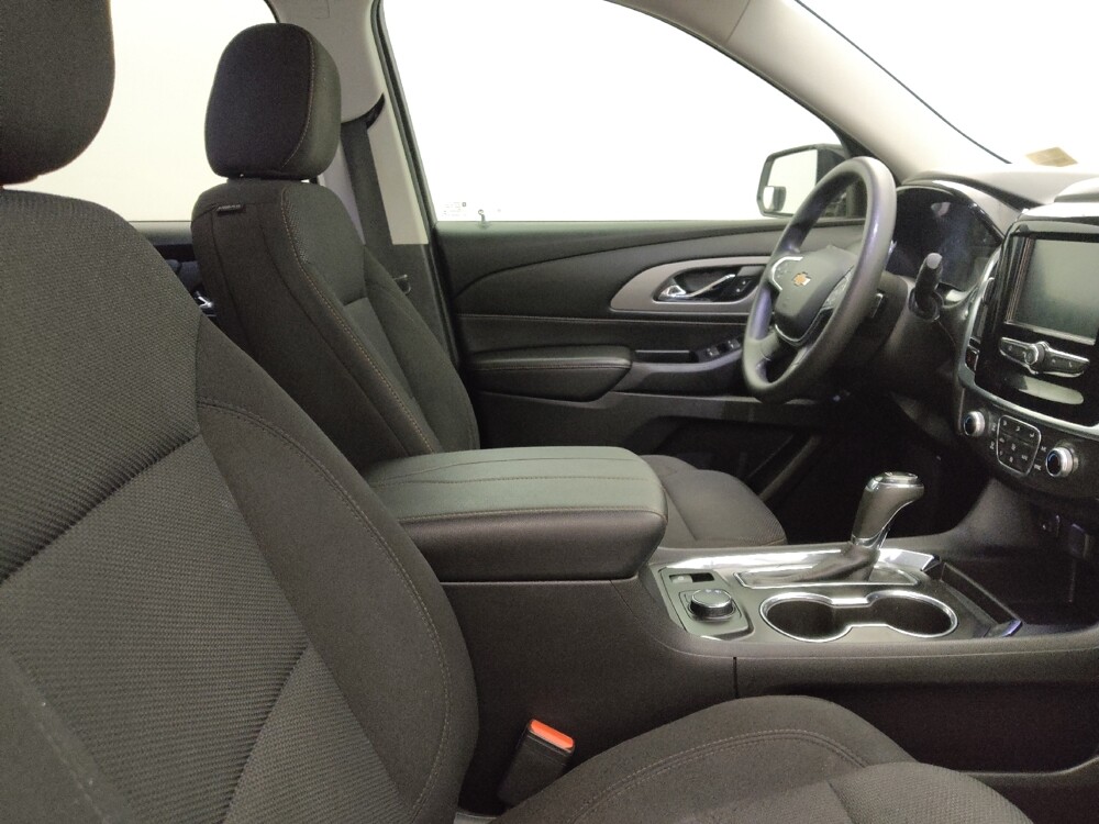 2019 Chevrolet Traverse in Bradenton, FL 34207 - 18121287 21