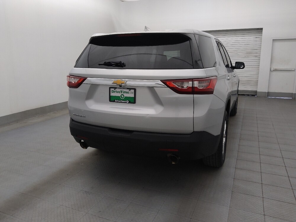 2019 Chevrolet Traverse in Bradenton, FL 34207 - 18121287 7