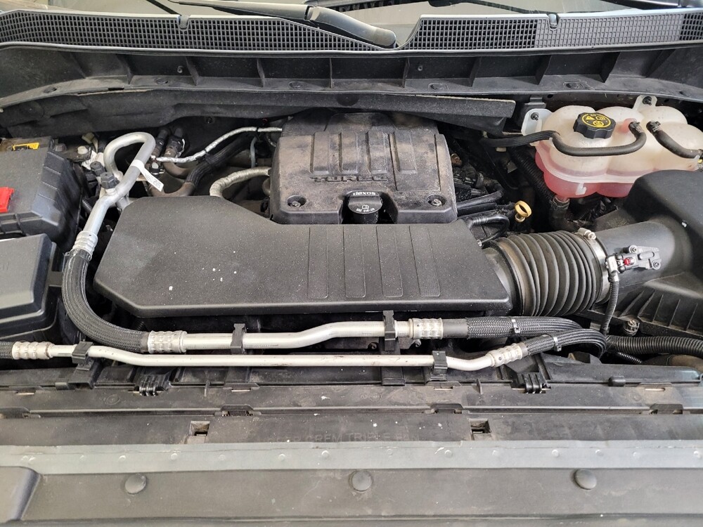 2021 Chevrolet Silverado 1500 in Louisville, KY 40258 - 18121290 30