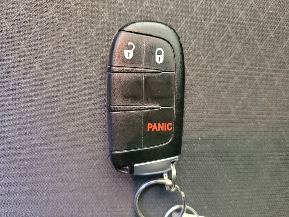 2020 Jeep Grand Cherokee in Louisville, KY 40258 - 18121292 32