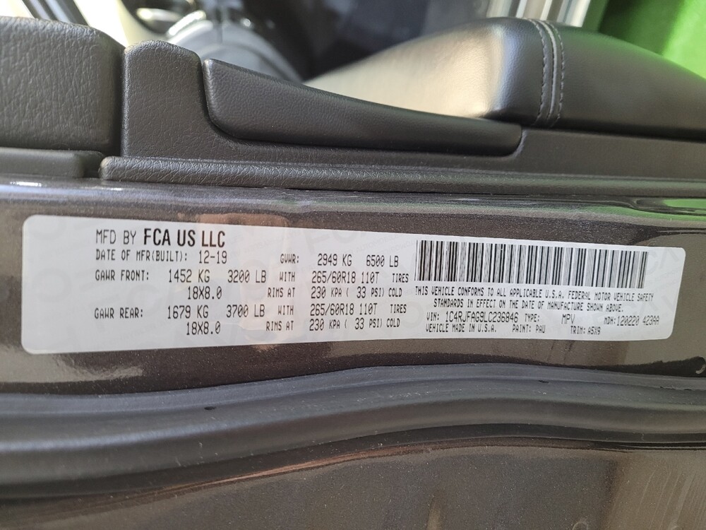 2020 Jeep Grand Cherokee in Louisville, KY 40258 - 18121292 33