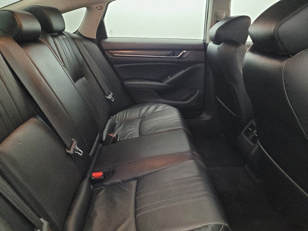 2018 Honda Accord in Pittsburgh, PA 15236 - 18121298 19