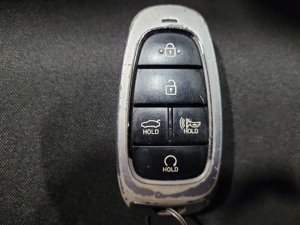 2020 Hyundai Sonata in Pittsburgh, PA 15236 - 18121299 32