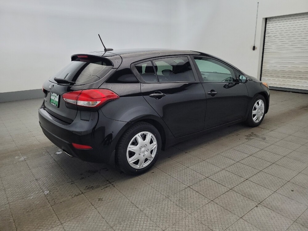 2016 Kia Forte in Laurel, MD 20724 - 18121300 10