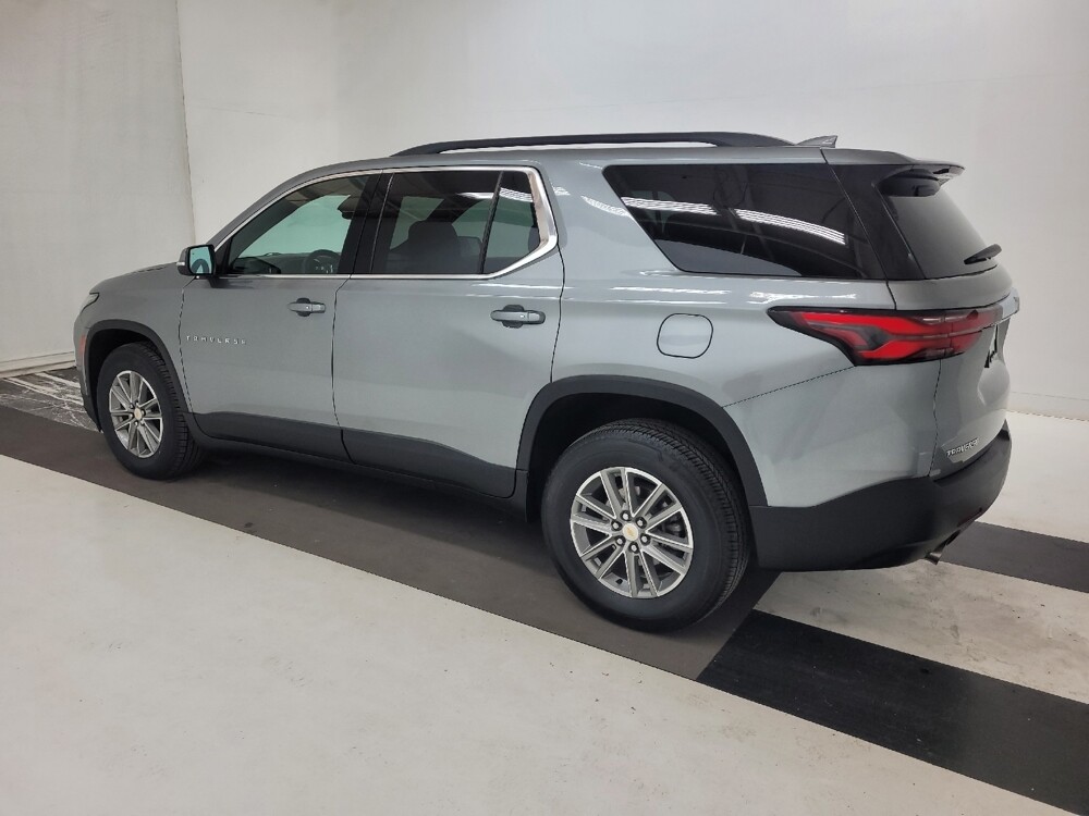 2023 Chevrolet Traverse in St. Louis, MO 63125 - 18121306 3
