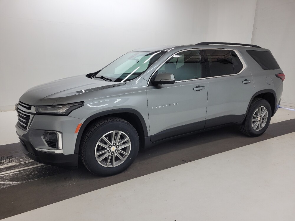 2023 Chevrolet Traverse in St. Louis, MO 63125 - 18121306 2