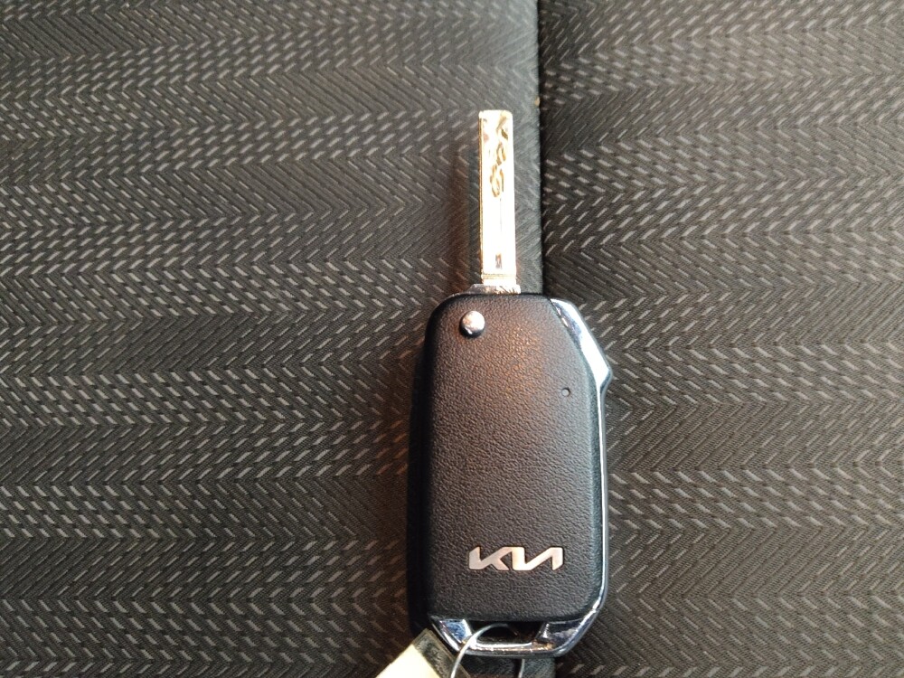 2021 Kia Sportage in Lombard, IL 60148 - 18121309 32