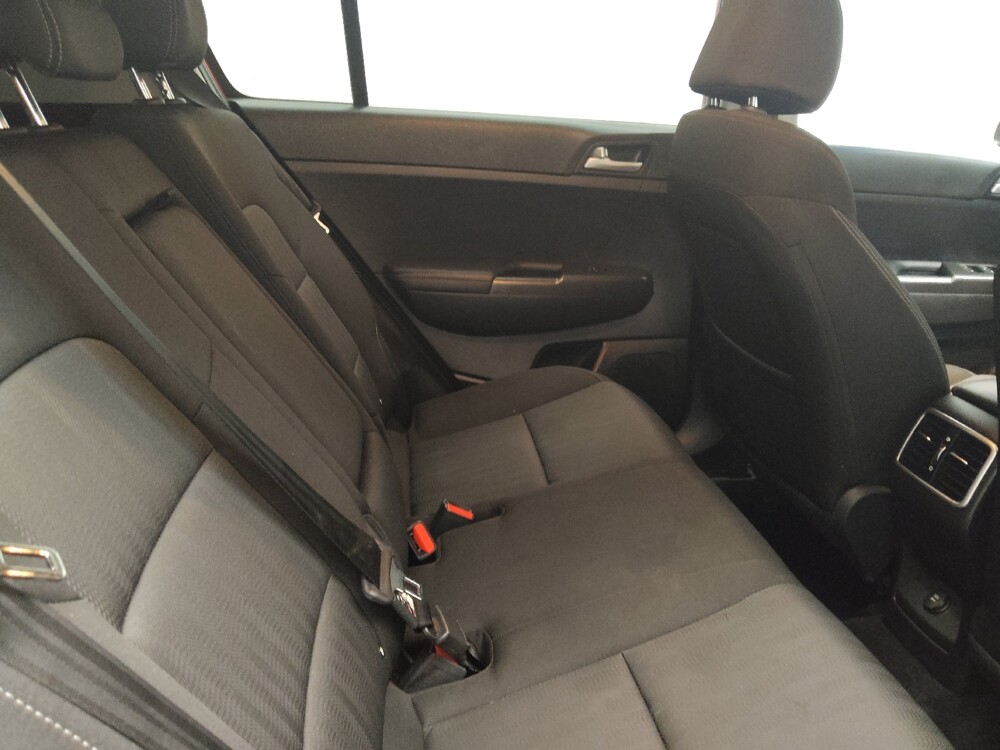2021 Kia Sportage in Lombard, IL 60148 - 18121309 19
