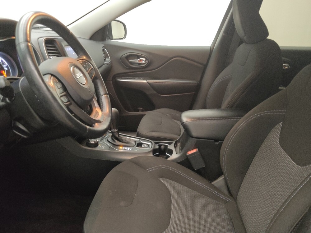 2019 Jeep Cherokee in Lombard, IL 60148 - 18121310 17