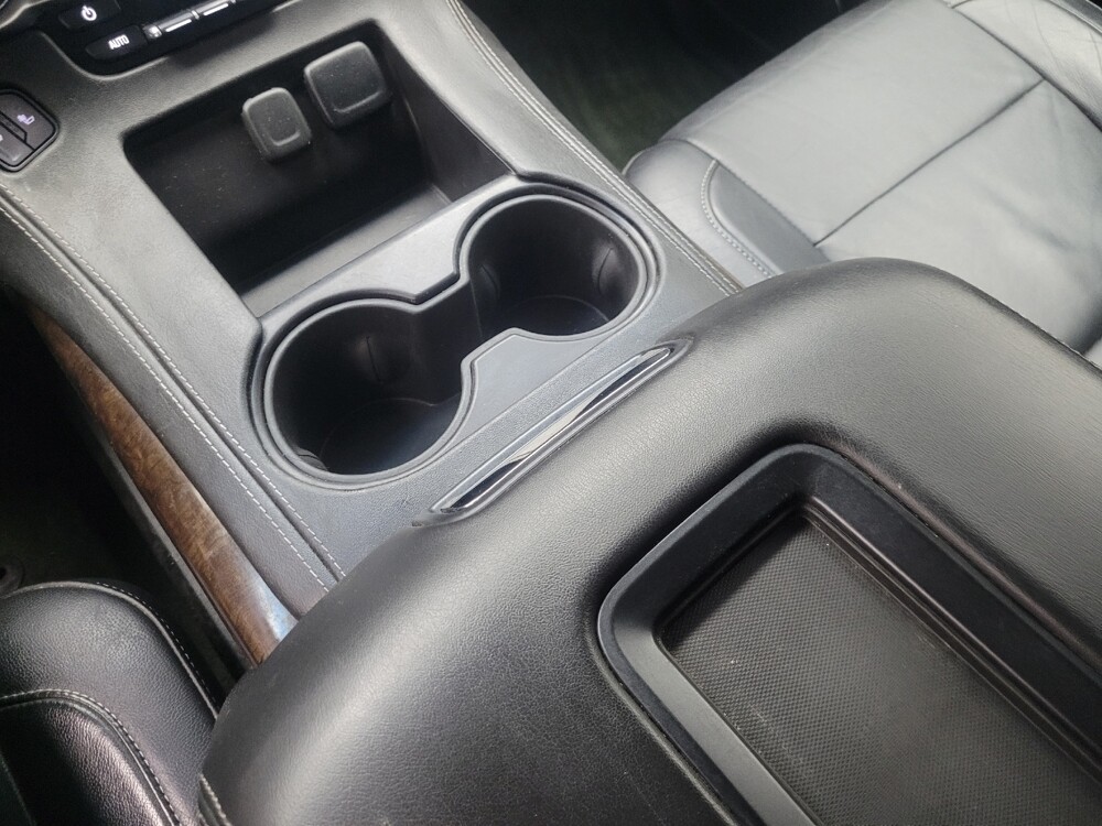 2015 Chevrolet Tahoe in Indianapolis, IN 46219 - 18121311 26