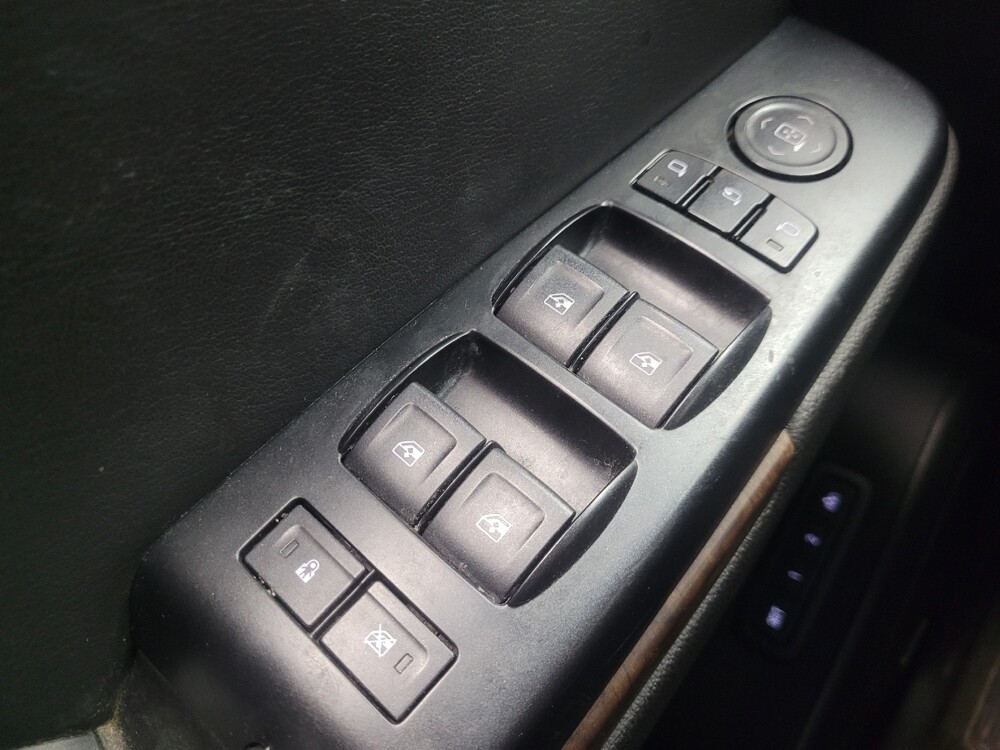 2015 Chevrolet Tahoe in Indianapolis, IN 46219 - 18121311 27