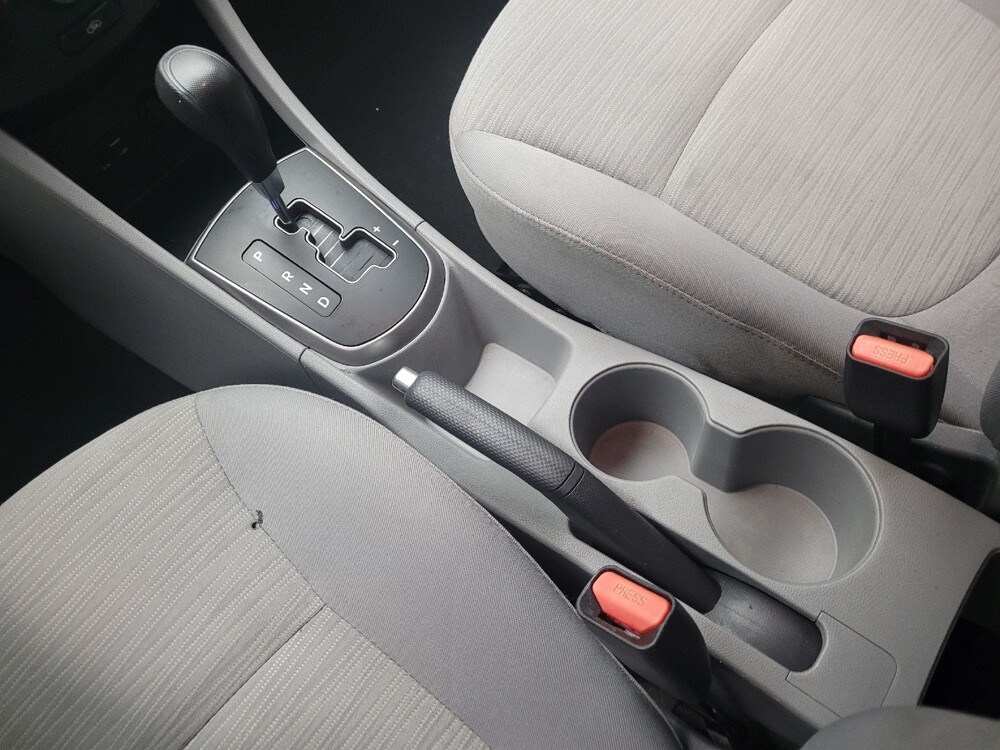 2017 Hyundai Accent in Eastpointe, MI 48021 - 18121314 26