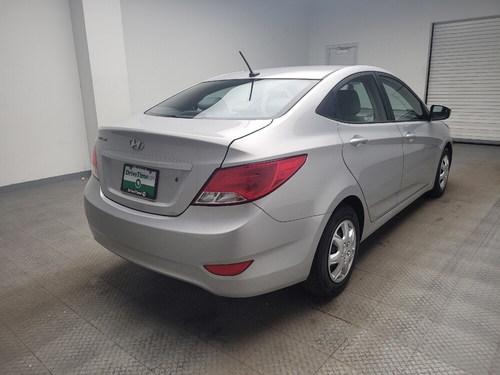 2017 Hyundai Accent in Eastpointe, MI 48021 - 18121314 9
