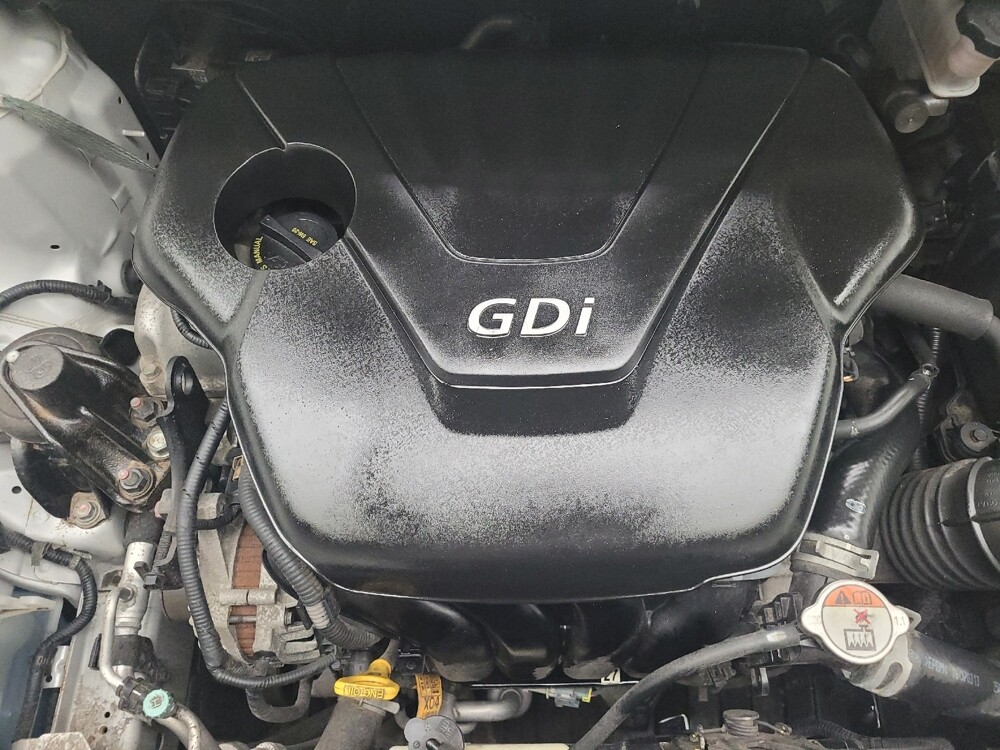 2017 Hyundai Accent in Eastpointe, MI 48021 - 18121314 30