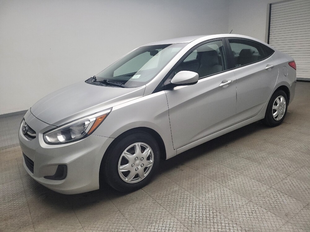 2017 Hyundai Accent in Eastpointe, MI 48021 - 18121314 2