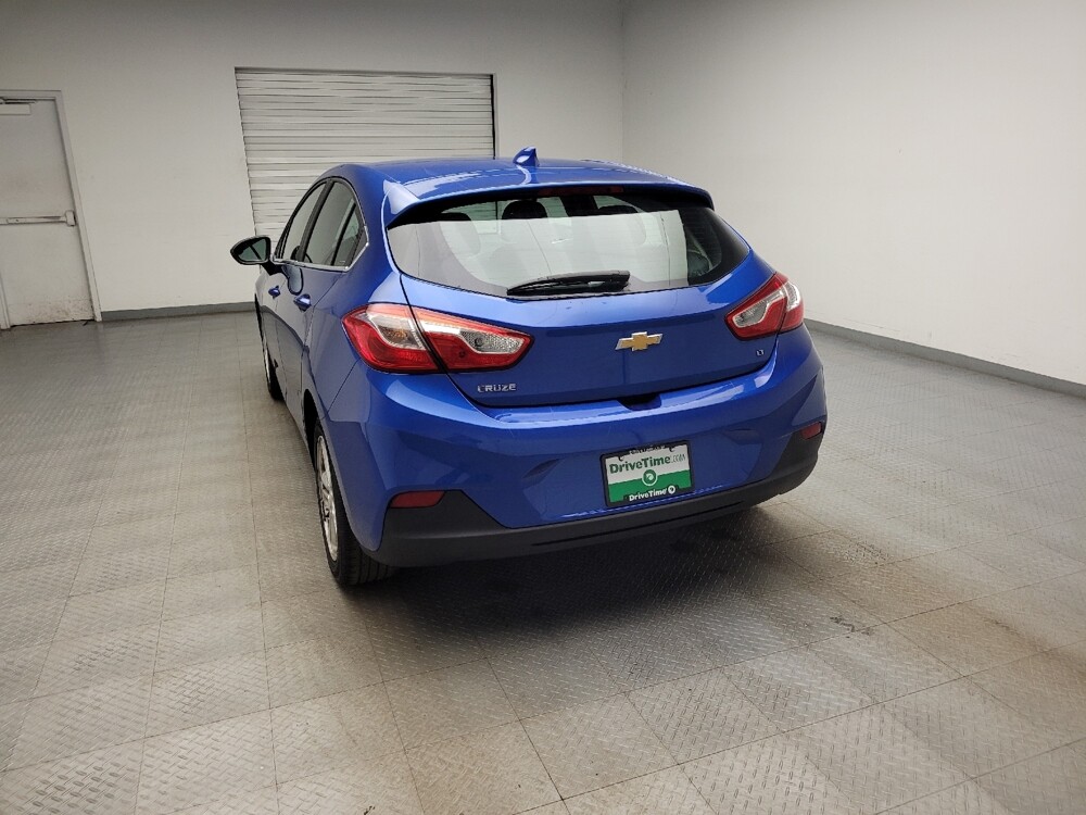 2018 Chevrolet Cruze in Taylor, MI 48180 - 18121315 6