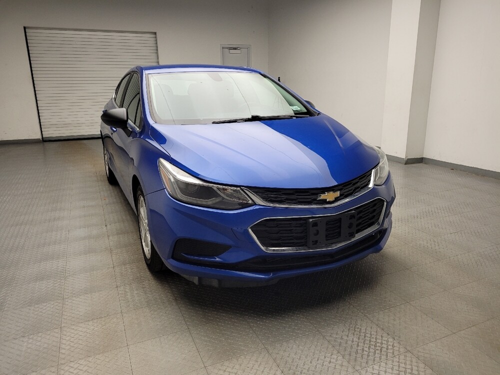 2018 Chevrolet Cruze in Taylor, MI 48180 - 18121315 14