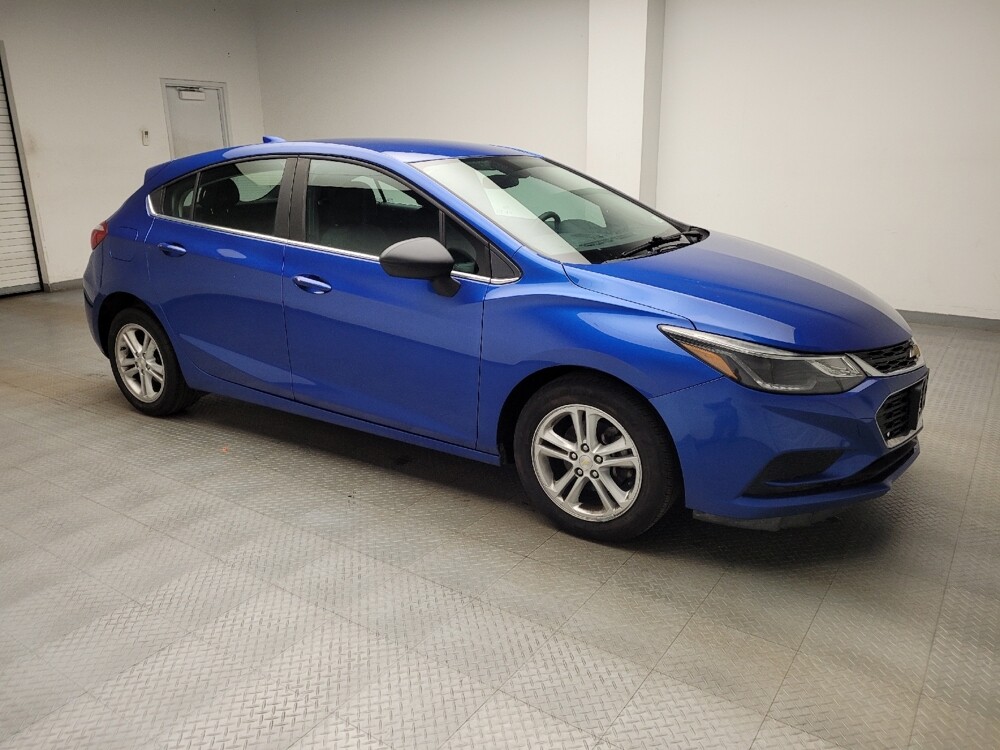 2018 Chevrolet Cruze in Taylor, MI 48180 - 18121315 11