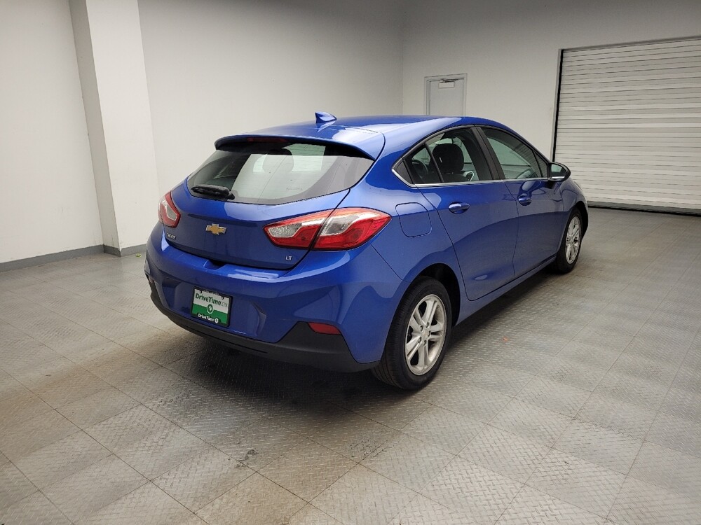 2018 Chevrolet Cruze in Taylor, MI 48180 - 18121315 9