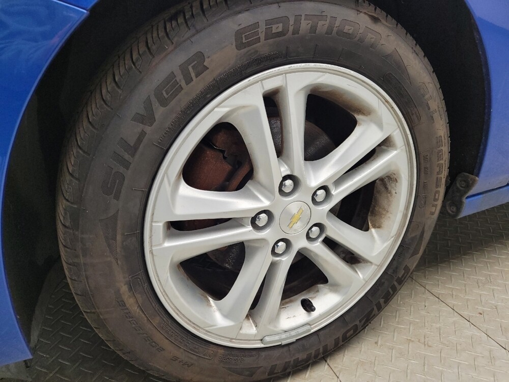 2018 Chevrolet Cruze in Taylor, MI 48180 - 18121315 31