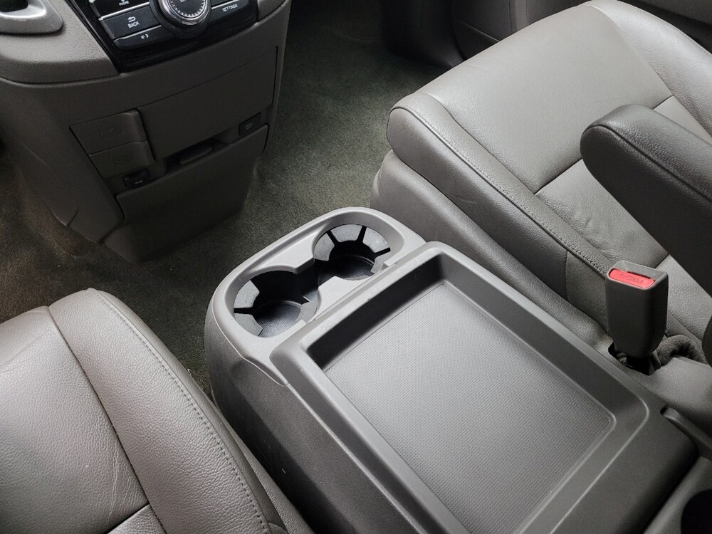 2016 Honda Odyssey in Taylor, MI 48180 - 18121317 26