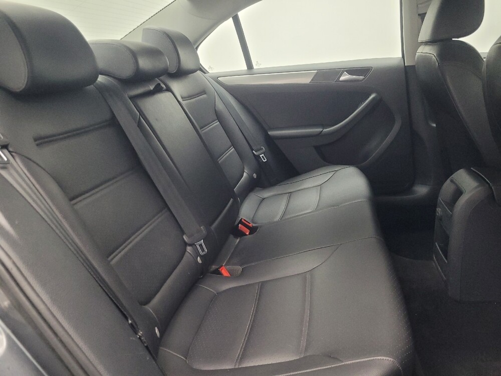 2017 Volkswagen Jetta in Highland, IN 46322 - 18121318 19