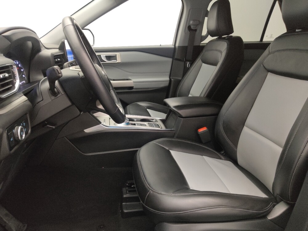 2024 Ford Explorer in Savannah, GA 31419 - 18121325 17