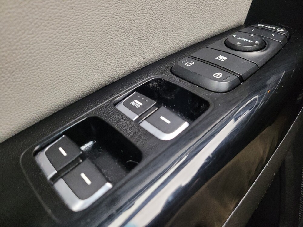 2019 Kia Sportage in Eastpointe, MI 48021 - 18121326 27