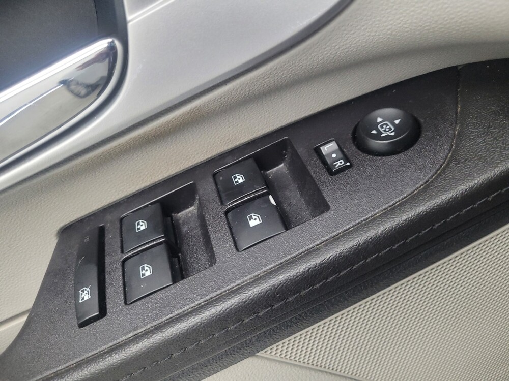 2017 Chevrolet Equinox in Memphis, TN 38128 - 18121330 27