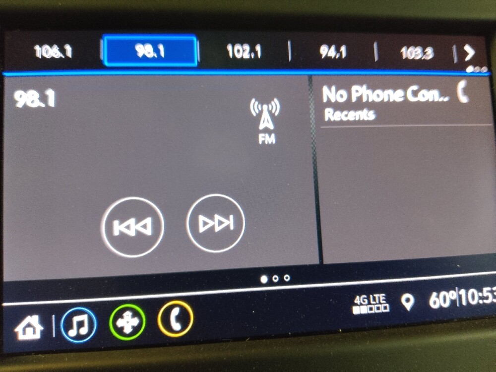 2020 Chevrolet Equinox in Charleston, SC 29414 - 18121338 25