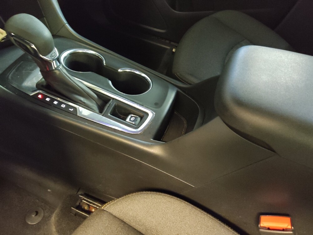 2020 Chevrolet Equinox in Charleston, SC 29414 - 18121338 26