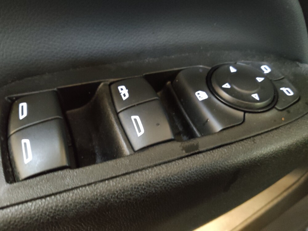 2020 Chevrolet Equinox in Charleston, SC 29414 - 18121338 27