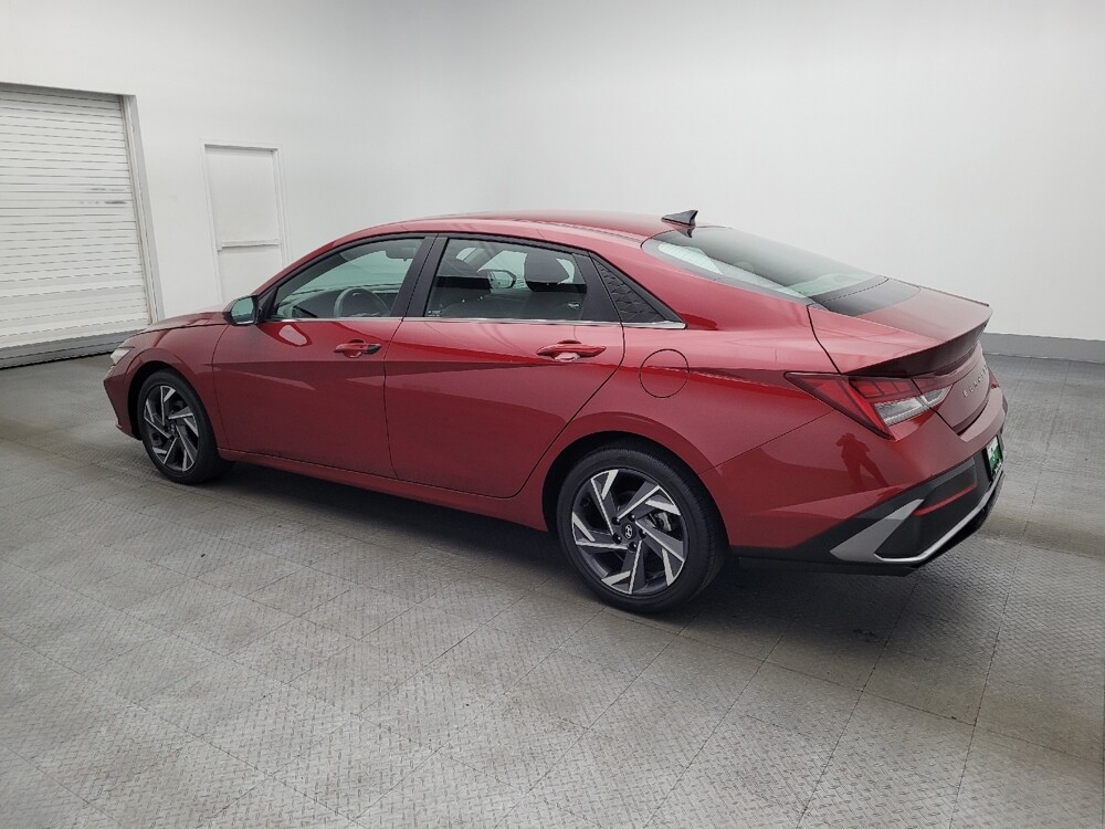 2025 Hyundai Elantra in Orlando, FL 32808 - 18121339 3