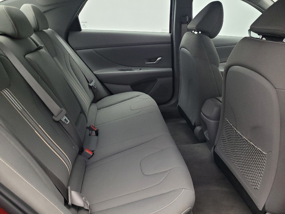 2025 Hyundai Elantra in Orlando, FL 32808 - 18121339 19