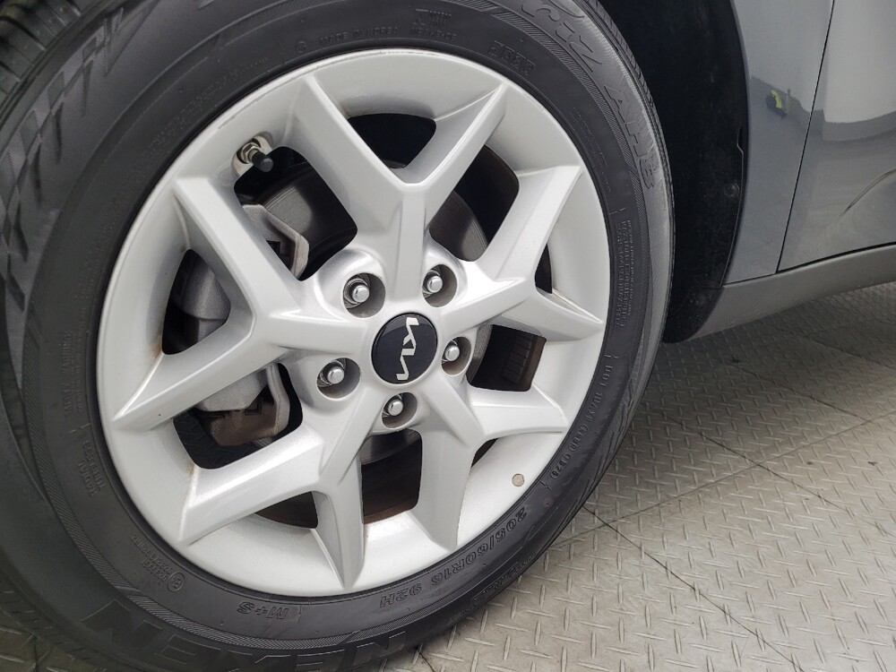 2025 Kia Soul in Savannah, GA 31419 - 18121341 31