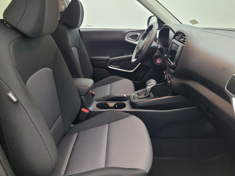 2025 Kia Soul in Savannah, GA 31419 - 18121341 21