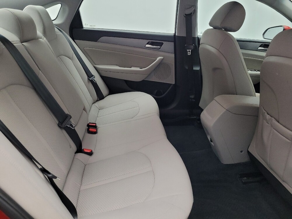 2018 Hyundai Sonata in Savannah, GA 31419 - 18121346 19